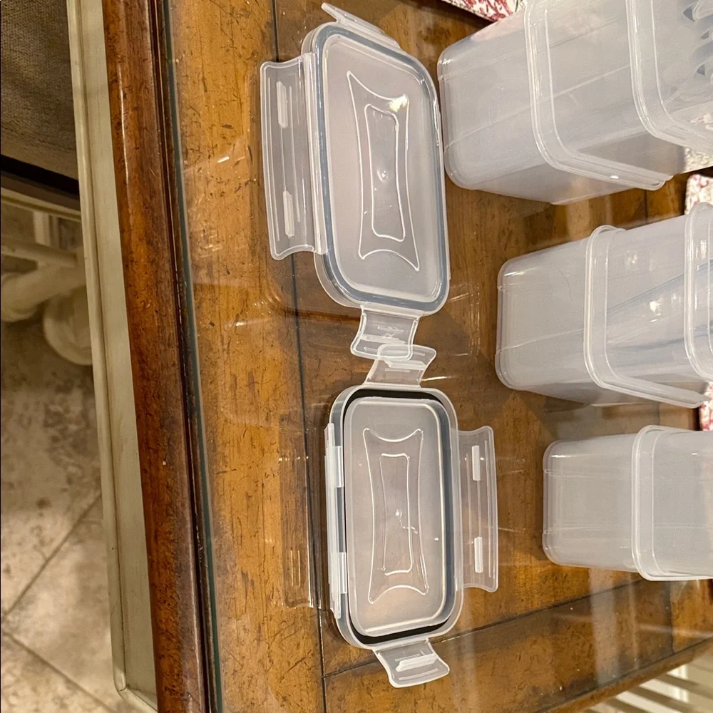 Clear Stackable Storage Containers-12 plastic containers with air tight lids